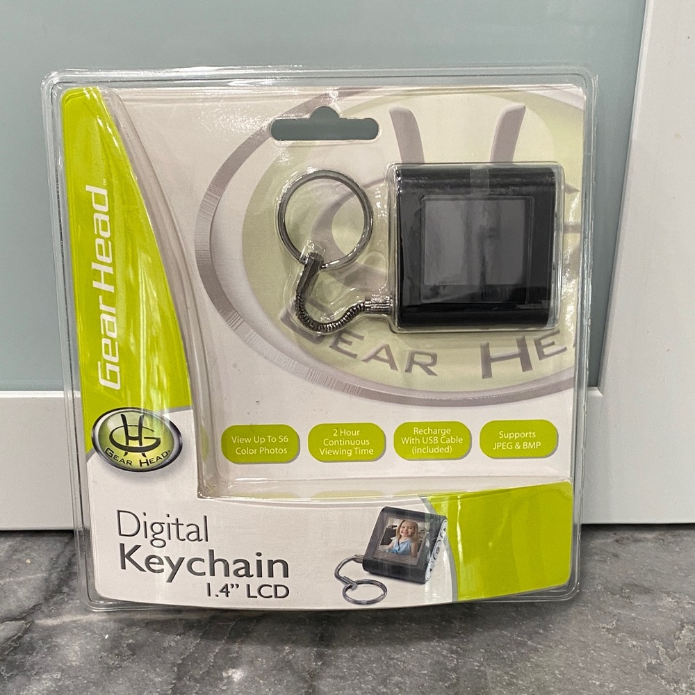 Gear Head Digital Keychain with 1.4" LCD
